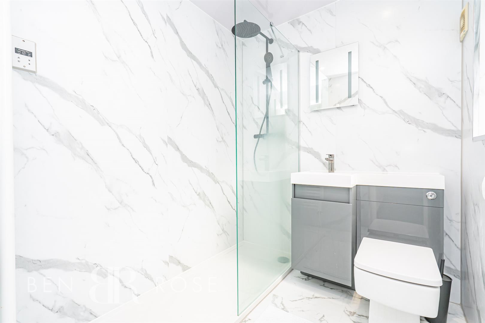 Quins Croft, Leyland